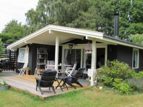 Two-Bedroom Holiday home in Præstø 3